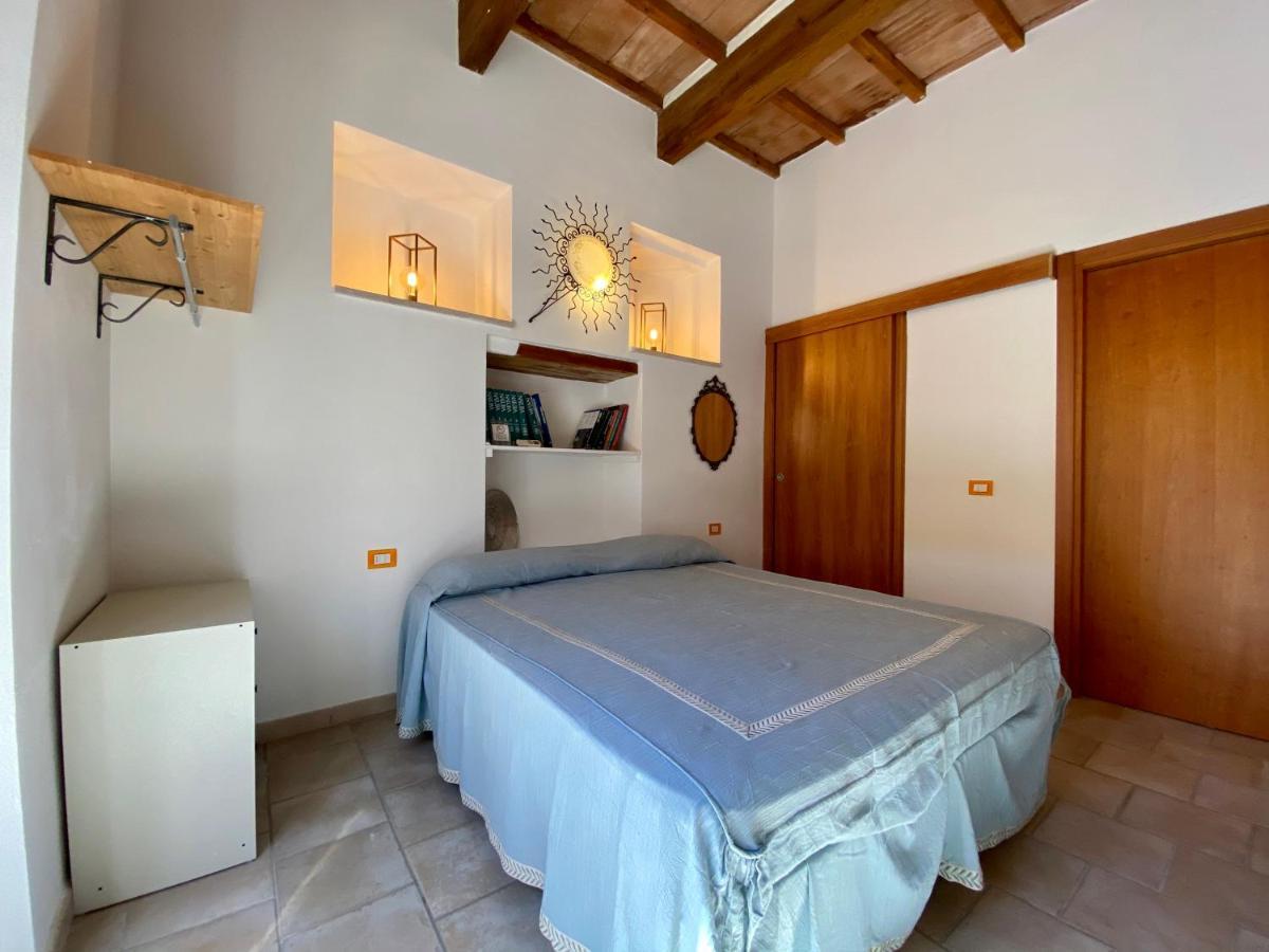 B&B La Fucinaia Pet Friendly Adults Only Campiglia Marittima Bagian luar foto