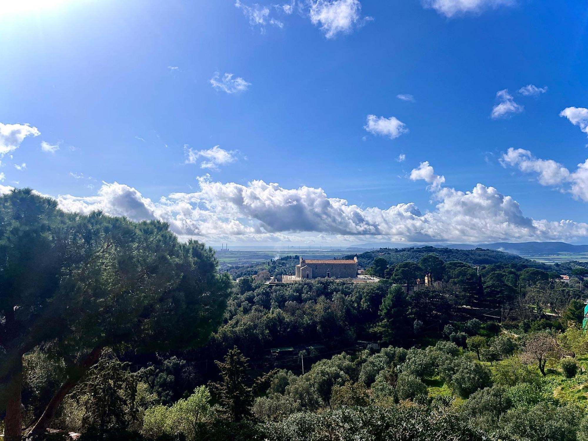 B&B La Fucinaia Pet Friendly Adults Only Campiglia Marittima Bagian luar foto