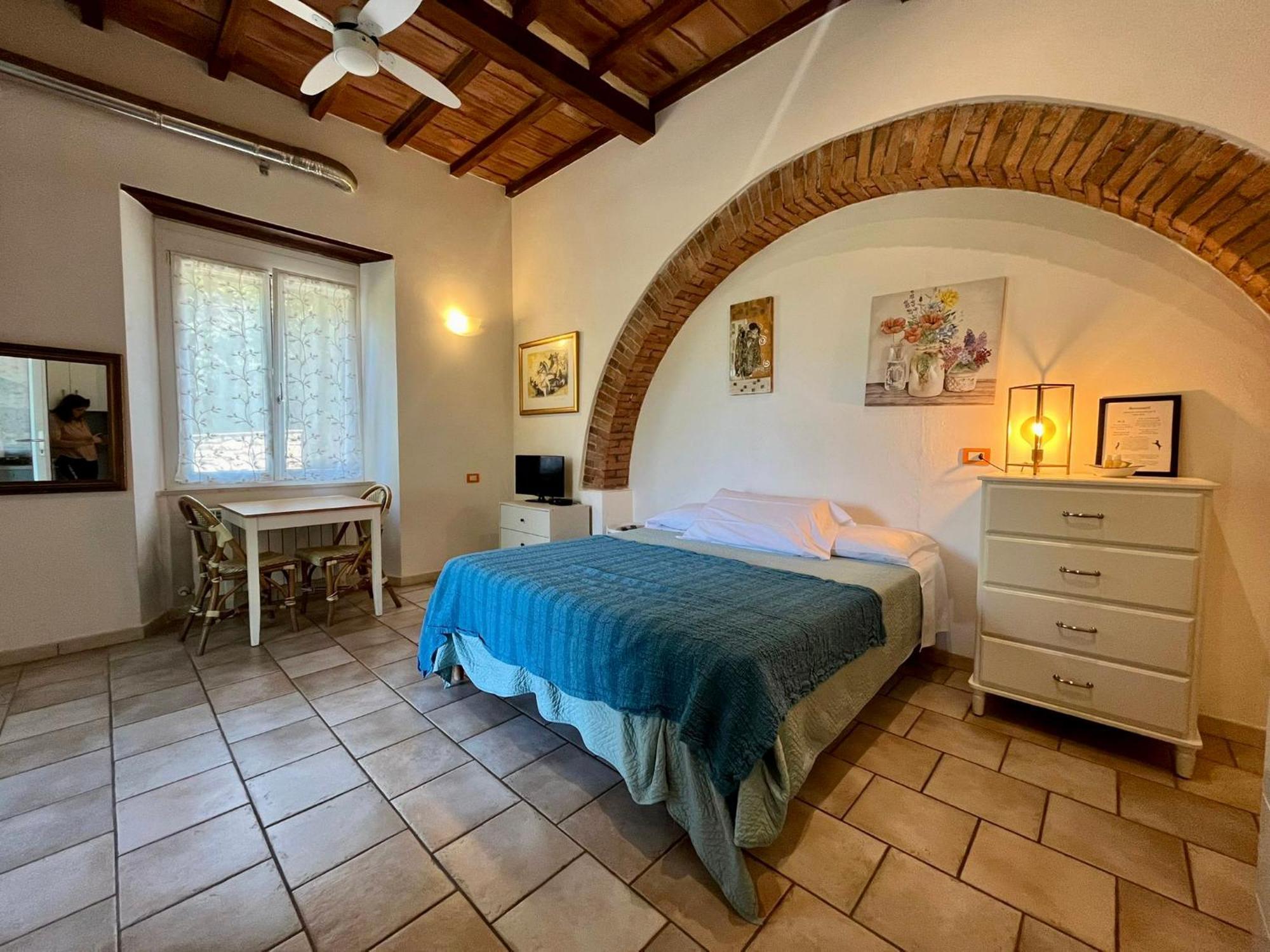 B&B La Fucinaia Pet Friendly Adults Only Campiglia Marittima Bagian luar foto